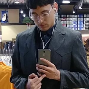 Meet your Posher, Juan